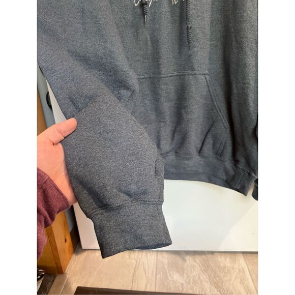 Cowgirl Tuff Co Grey Hoodie On A Gildan Sweatshirt Woman’s Size Large - Picture 5 of 13